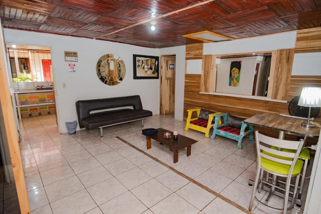 La Fortuna Rio Danta Hostel מראה חיצוני תמונה