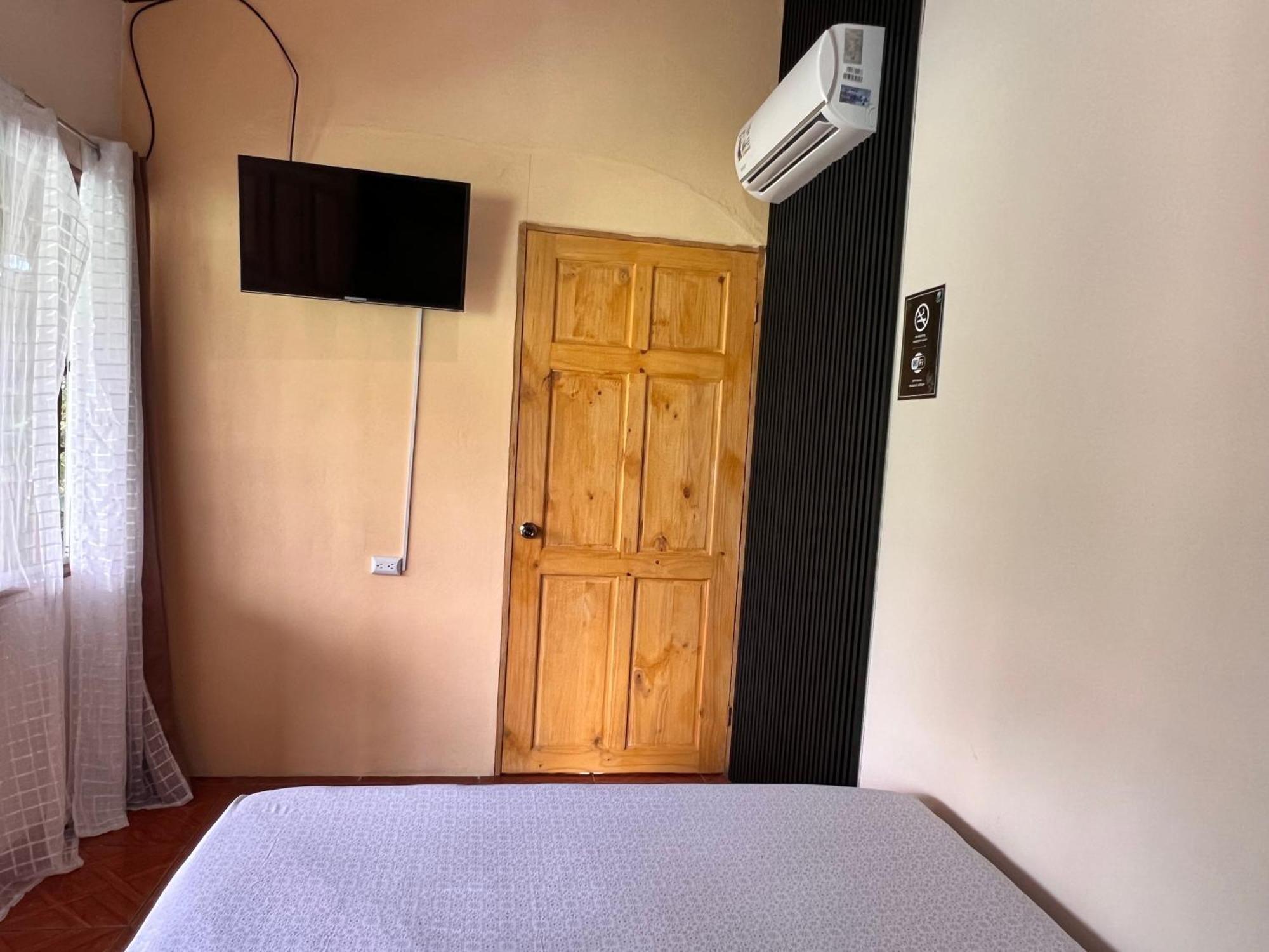 La Fortuna Rio Danta Hostel מראה חיצוני תמונה